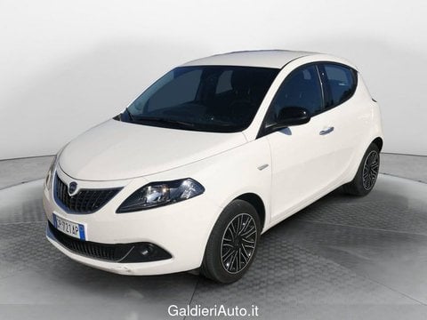 Auto Usate A Benevento | Lancia Ypsilon 1.0 Firefly 70 Cv Start&Amp;Stop Hybrid Gold