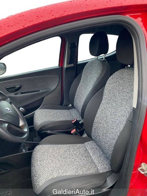 Auto Usate A Benevento | Lancia Ypsilon 0.9 Twinair 70Cv Metano Silver