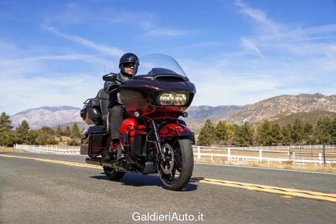 Moto Usate A Salerno | Harley-Davidson Road Glide C.v.o. Cvo 117 1.9 Road Glide Limited Vivid Bla...