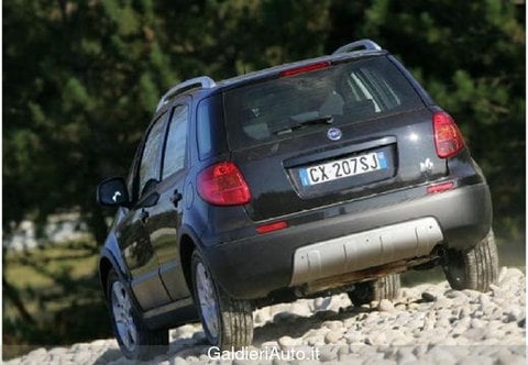 Auto Usate A Salerno | Fiat Sedici 1.9 Mjt Emotion 4X4 120Cv