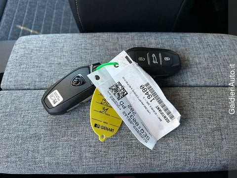 Auto Km0 A Salerno | Peugeot 3008 Nuova Allure - Hybrid 145 E-Dcs6