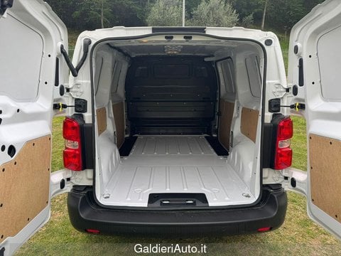 Auto Km0 A Avellino | Fiat Professional Scudo Serie 3 Van M 1.5Diesel 120 Cv Manuale