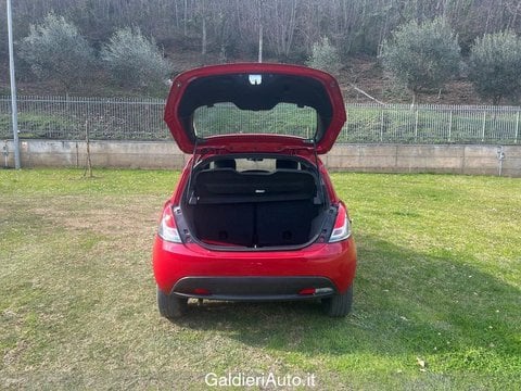 Auto Usate A Salerno | Lancia Ypsilon 1.0 70Cv Hybrid Silver