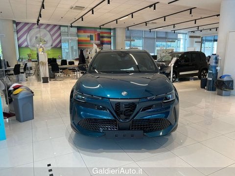 Auto Km0 A Avellino | Alfa Romeo Junior Elettrica Speciale Bev 156Cv Pack Techno Speciale