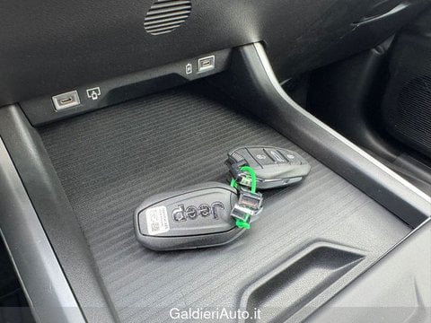Auto Km0 A Salerno | Jeep Compass Nuova E-Hybrid First Edition 1.2 145Cv Ehybrid Fwd Edct6