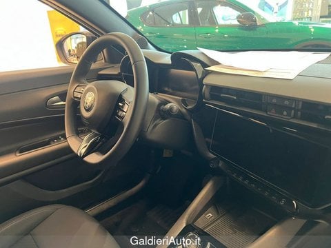 Auto Km0 A Avellino | Alfa Romeo Junior Elettrica Speciale Bev 156Cv Pack Techno Speciale