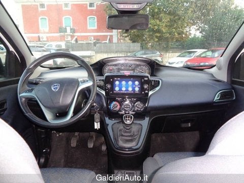 Auto Usate A Benevento | Lancia Ypsilon 1.0 Firefly 70 Cv Start&Amp;Stop Hybrid Gold