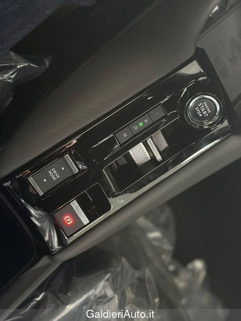 Auto Km0 A Salerno | Alfa Romeo Junior Ibrida My25 Ibrida Speciale 1.2 145Cv Hybrid Edct6