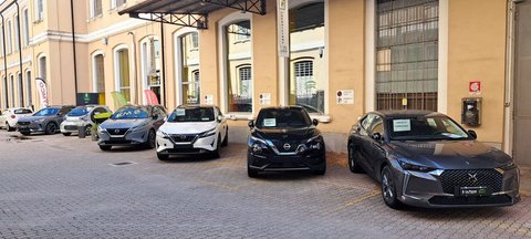Auto Mg Zs 1.0T-Gdi Luxury Nuove Pronta Consegna A Varese