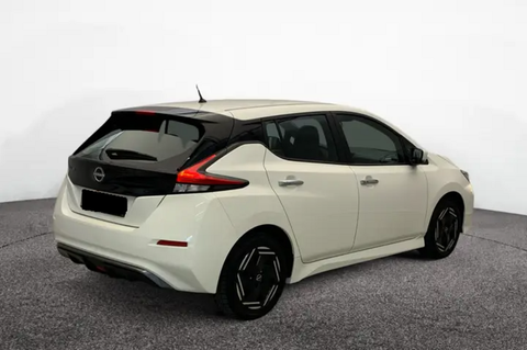 Auto Nissan Leaf Acenta 40 Kwh ** Promo Tan 5,25% ** Nuove Pronta Consegna A Varese