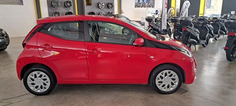 Auto Toyota Aygo Connect 1.0 Vvt-I X-Play Usate A Varese
