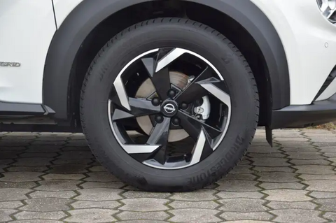 Auto Nissan Juke 1.6 Hev N-Connecta Nuove Pronta Consegna A Varese