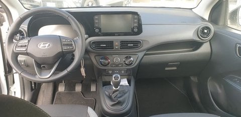 Auto Hyundai I10 1.0 Gpl Econext Connectline Km0 A Brescia