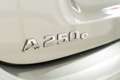 Auto Mercedes-Benz Classe A A 250 E Automatic Eq-Power 4P. Premium Usate A Varese