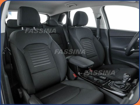 Auto Km0 A Milano | Hyundai I30 1.0 T-Gdi Imt 48V 5 Porte Business 100 Cv Auto.