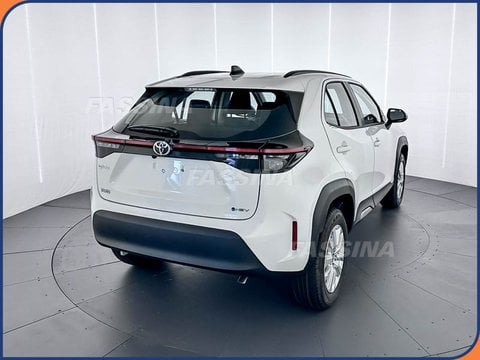 Auto Km0 A Milano | Toyota Yaris Cross Yaris Cross 1.5H Active Fwd 115Cv E-Cvt