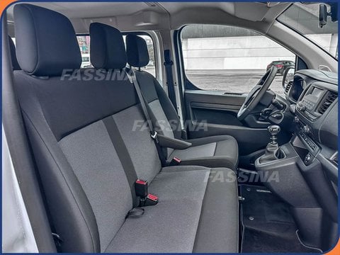 Auto Km0 A Milano | Opel Vivaro Vivaro 1.5D Enjoy L3H1 S&S P.maggior. 9 Posti 100Cv