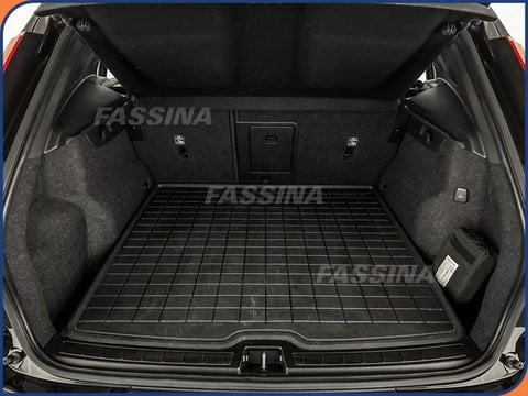 Auto Usate A Milano | Volvo Xc40 Xc40 2.0 B4 Momentum Awd Auto My21