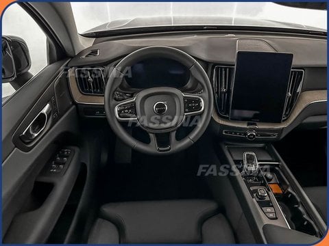 Auto Km0 A Milano | Volvo Xc60 Recharge T6 Plug-In Awd Auto Plus Bright