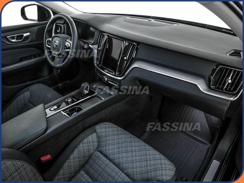 Auto Usate A Milano | Volvo V60 Cross Country B4 (D) Awd Automatico Core