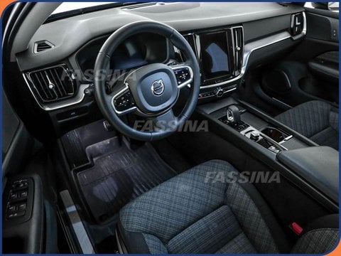 Auto Usate A Milano | Volvo V60 Cross Country B4 (D) Awd Automatico Core