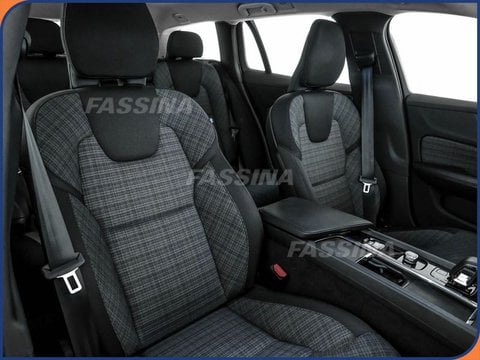 Auto Usate A Milano | Volvo V60 Cross Country B4 (D) Awd Automatico Core