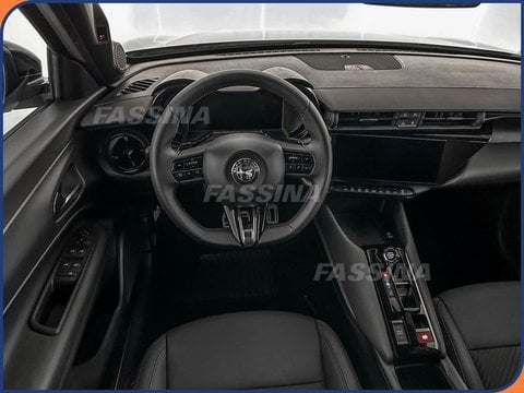 Auto Km0 A Milano | Alfa Romeo Junior 1.2 145Cv Hybrid Edct6 Ibrida Ti