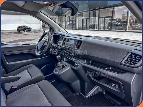 Auto Km0 A Milano | Opel Vivaro Vivaro 1.5D Enjoy L3H1 S&S P.maggior. 9 Posti 100Cv