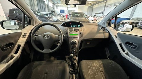 Auto Toyota Yaris 1.0 5 Porte "Neo Patentati" Usate A Reggio Emilia