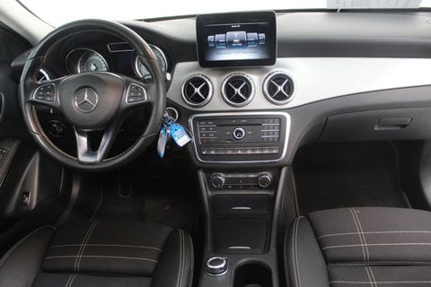 Auto Mercedes-Benz Gla Gla 220 D Automatic 4Matic Executive Usate A Lodi
