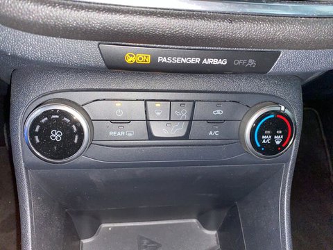 Auto Ford Fiesta 1.1 75 Cv 5 Porte Connected Usate A Lodi
