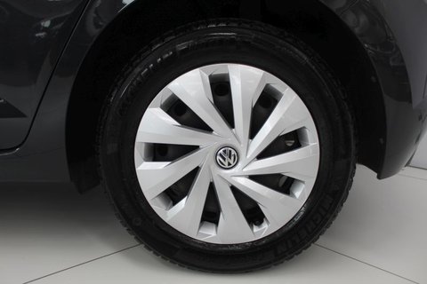 Auto Volkswagen Polo 1.6 Tdi Scr 5P. 80Cv Trendline Bluemotion Technology Usate A Lodi