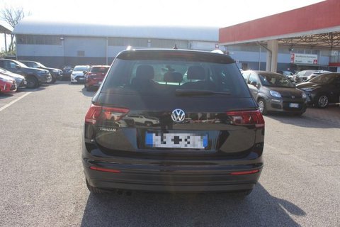 Auto Volkswagen Tiguan 2.0 Tdi Scr Dsg Business Bluemotion Technology Usate A Roma