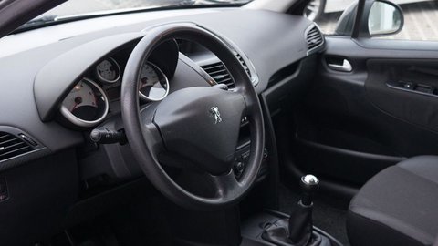 Auto Peugeot 207 1.6 8V Hdi 93Cv 5P. Xs Usate A Milano