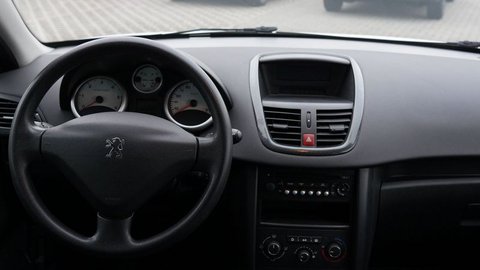 Auto Peugeot 207 1.6 8V Hdi 93Cv 5P. Xs Usate A Milano