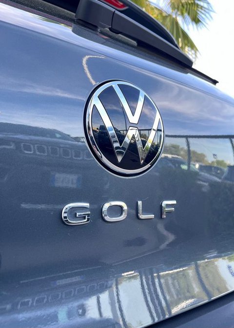 Auto Volkswagen Golf 2.0 Tdi Life Usate A Bari