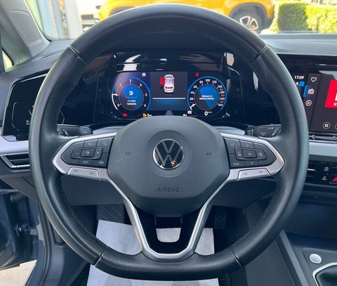 Auto Volkswagen Golf 2.0 Tdi Life Usate A Bari