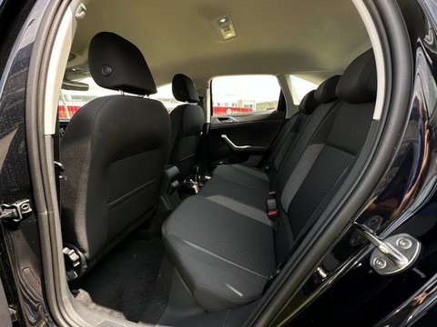 Auto Volkswagen Taigo 1.0 Tsi 110 Cv Life Carplay Led Cockpit Pdc Km0 A Milano