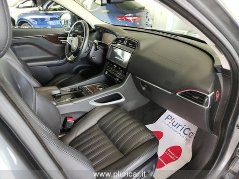 Auto Jaguar F-Pace 2.0D 240Cv Awd Portfolio Auto Navi Pelle Fari Xeno Usate A Cremona