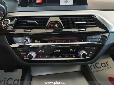 Auto Bmw Serie 5 Touring 520D Xdrive Touring Navi Pelle Fari Led Cerchi 19 Usate A Cremona