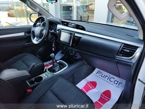 Auto Toyota Hilux 2.4 D-4D 4Wd Doublecab Autocarro Camera Euro6B Usate A Brescia