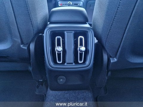 Auto Volvo Xc40 D3 Momentum Auto Androidauto/Carplay Euro6D-Temp Usate A Brescia
