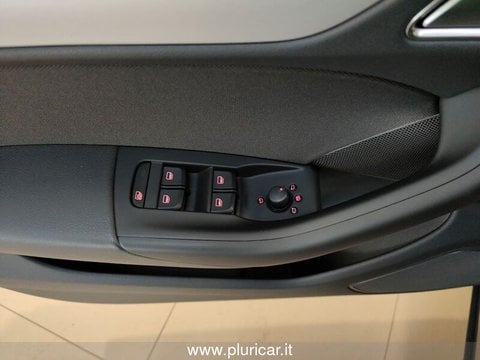Auto Audi Q3 2.0 Tdi 150Cv S Tronic Business Navi Xeno Euro6 Usate A Brescia