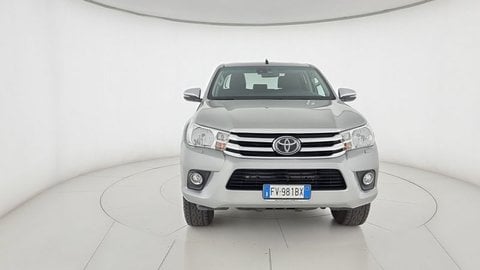 Auto Toyota Hilux 2.4 D-4D A/T 4Wd 4 Porte Double Cab Executive N1 Autocarro Usate A Reggio Emilia