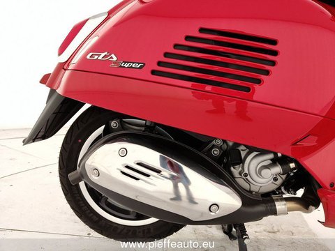 Moto Piaggio Vespa Vespa Gts Super 300 E5 Rst22 Rosso Cora Nuove Pronta Consegna A Ascoli Piceno