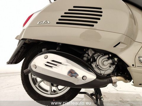 Moto Piaggio Vespa Vespa Gts 300 E5 Rst22 Beige Avvolgente Nuove Pronta Consegna A Ascoli Piceno