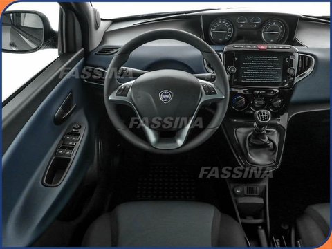 Auto Lancia Ypsilon 1.0 Firefly 5 Porte S&S Hybrid Platino Km0 A Milano