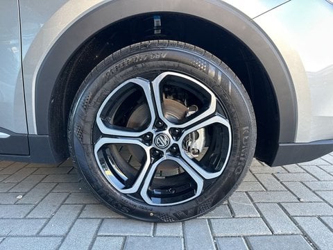 Auto Nuove Pronta Consegna A Ravenna | Mg Zs Zs 1.5 Comfort My26