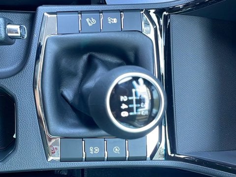 Auto Nuove Pronta Consegna A Ravenna | Kgm Korando Korando 1.5 Turbo Gdi Gpl Black Edition 2Wd 163Cv
