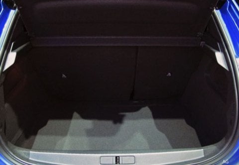 Auto Km0 A Piacenza | Peugeot 208 5P - Allure Turbo Benzina 100Cv